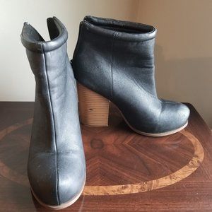 Elle Ankle Boots